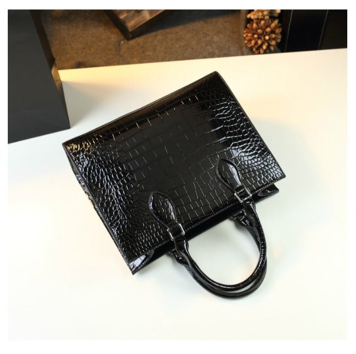 Elegant Genuine Leather Women's Handbag - Image 12