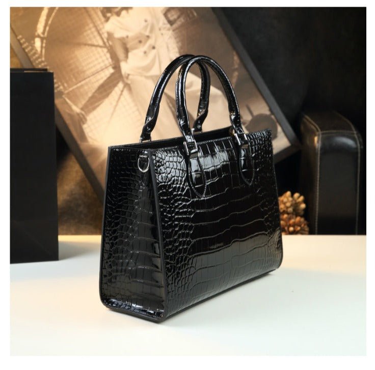 Elegant Genuine Leather Women's Handbag - Image 10