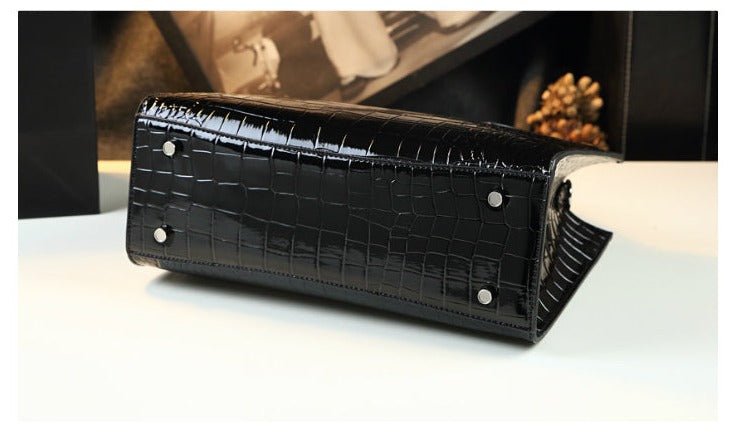 Elegant Genuine Leather Women's Handbag - Image 16