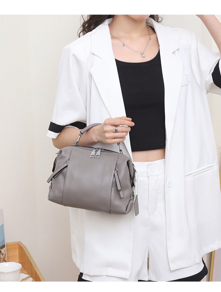 Opulent Elegance: Genuine Leather Women's Tote bag - Image 24