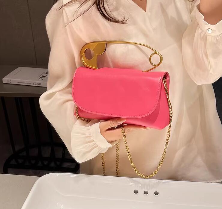 Big Pin style Handbag - Image 29