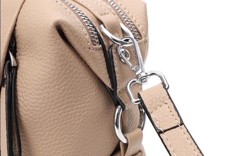 Opulent Elegance: Genuine Leather Women's Tote bag - Image 16