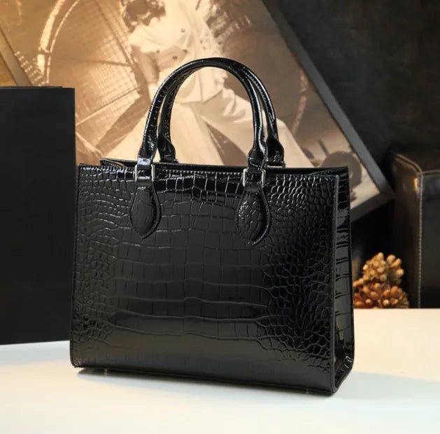 Elegant Genuine Leather Women's Handbag - Image 3