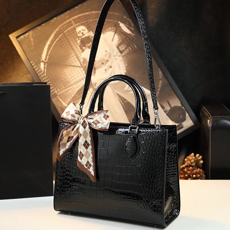Elegant Genuine Leather Women's Handbag - Image 4