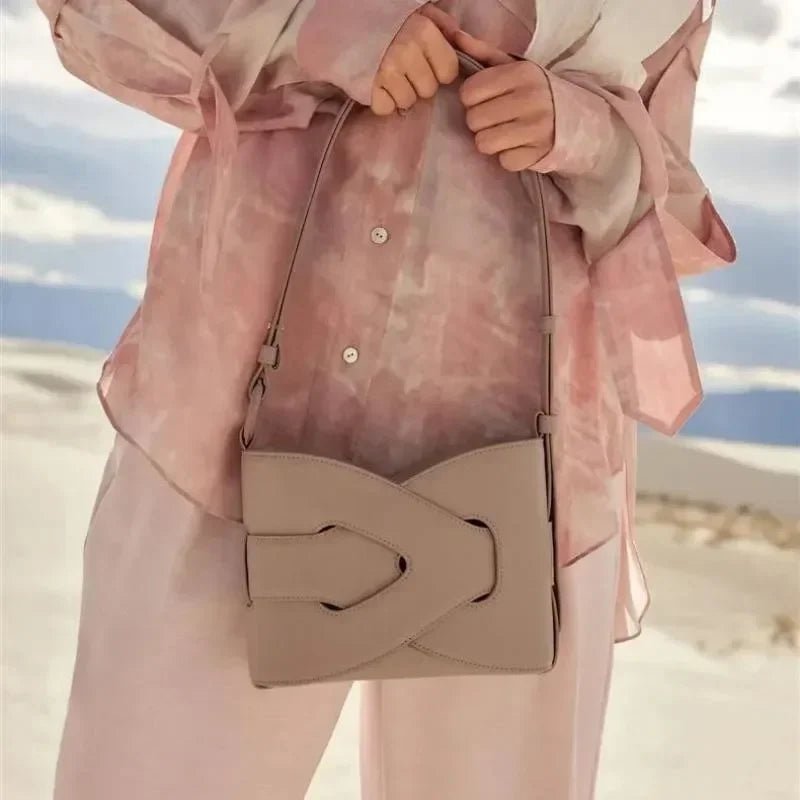 Premium Leather Interlace Shoulder Bag - Modern Luxury Handbag - Image 6