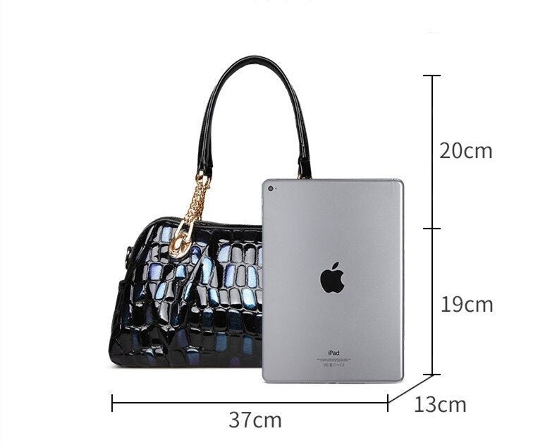 Exquisite Allure: The Prestigious Women's Purse - Image 4