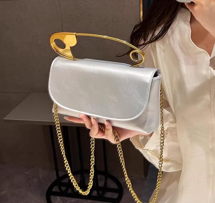 Big Pin style Handbag - Image 26