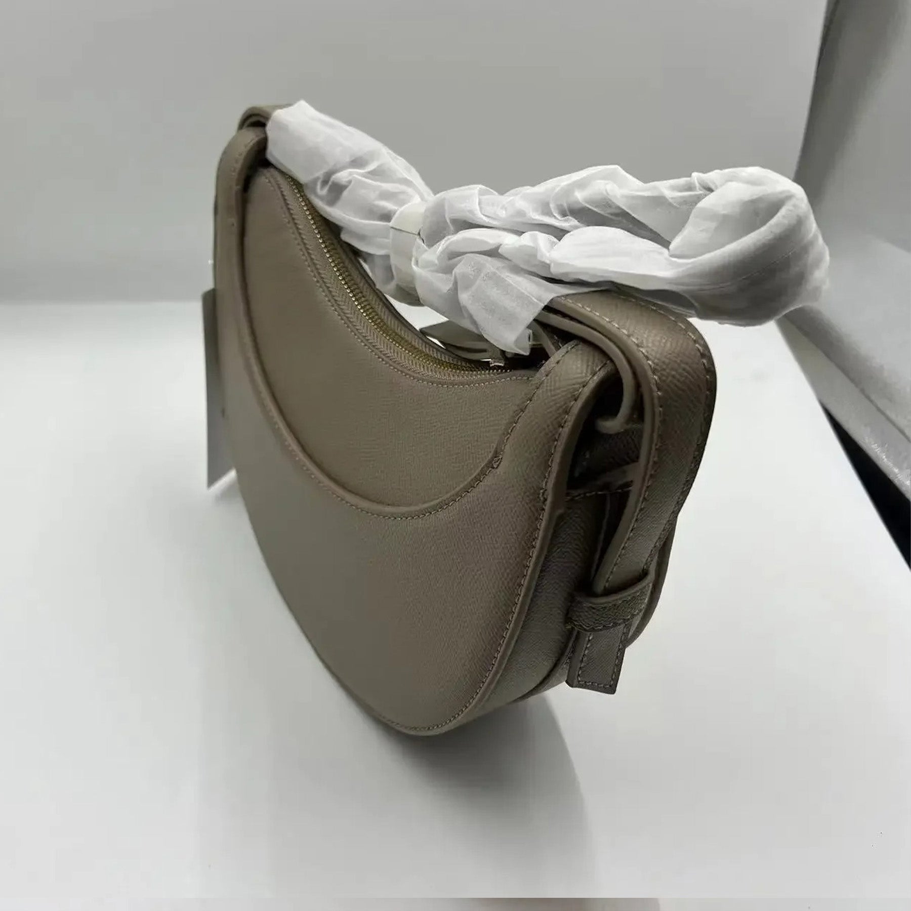 Embrace Elegance: The Luna Leather Hobo Handbag - Image 47